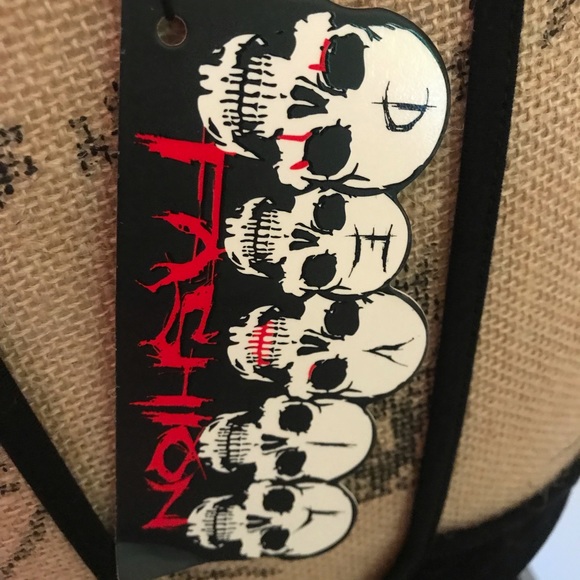 Black stretchy goth top - Picture 4 of 4